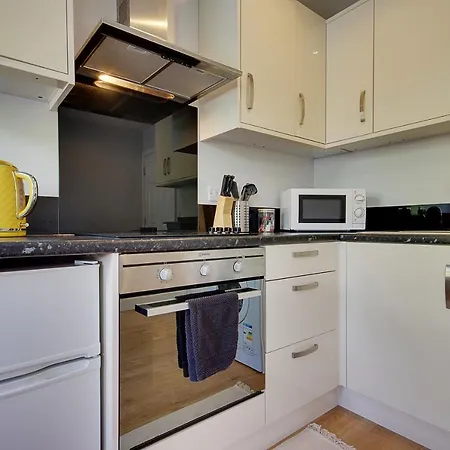 Turay Court Holiday Apartments-3